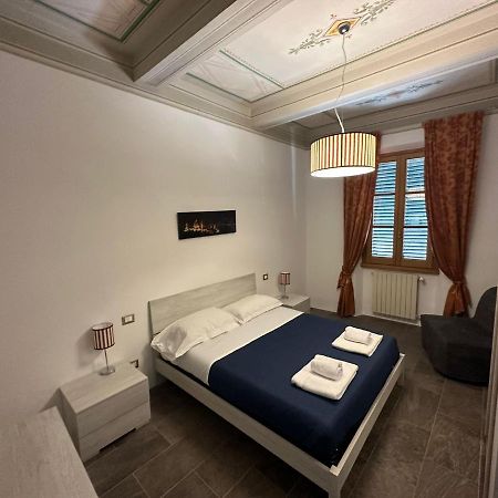 Residence Amalia Guelfa Florence Buitenkant foto
